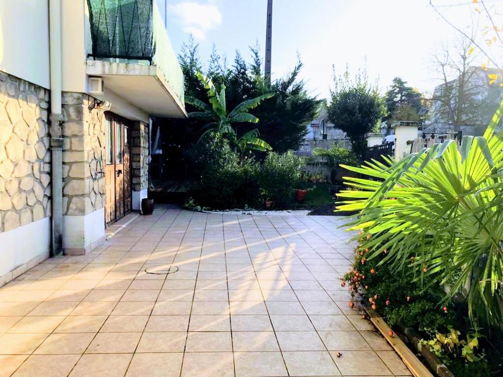 Agreable Maison En Centre Ville Noisy-le-Grand ภายนอก รูปภาพ